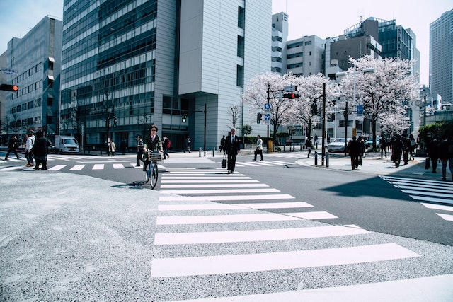 平谷为何勤工俭学对在日本的留学生的职业生涯至关重要？